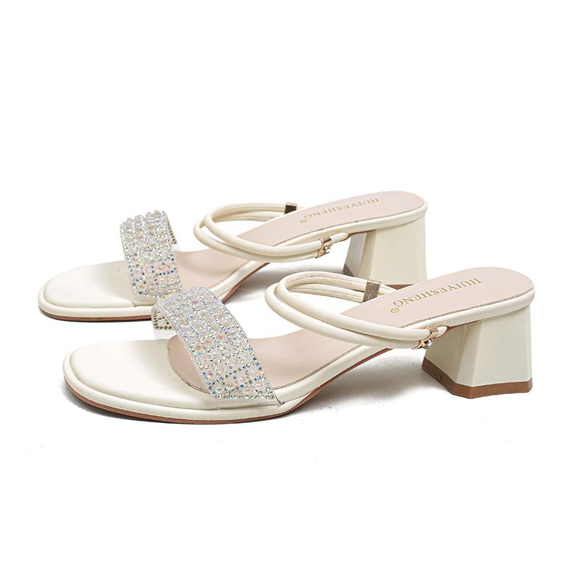 Fashion crystal rivets transparent women sandals med- high heels summer slides shoes woman crystal band sandalias mujer big size 43 34 бежевый
Fashion crystal rivets transparent women sandals med- high heels summer slides shoes woman crystal band sandalias mujer big size 43 34 бежевый