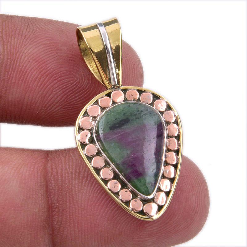 Подарочный двухцветный кулон Ruby In Zoisite из стерлингового серебра 925 пробы, созданный в лаборатории, 1,25 дюйма, L3m25
Подарочный двухцветный кулон Ruby In Zoisite из стерлингового серебра 925 пробы, созданный в лаборатории, 1,25 дюйма, L3m25