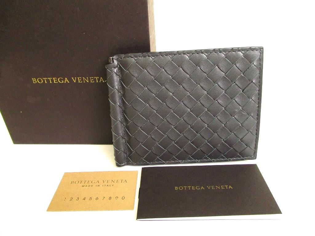 Автентичний гаманець BOTTEGA VENETA Intrecciato із темно-сірої шкіри вдвічі на купюру №9546, відремонтований
Автентичний гаманець BOTTEGA VENETA Intrecciato із темно-сірої шкіри вдвічі на купюру №9546, відремонтований