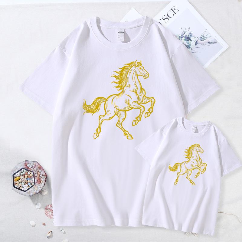 Year of the Horse Red Zodiac Family Matching T-Shirts - Festive Short Sleeve for New Year Gatherings 150cm
Year of the Horse Red Zodiac Family Matching T-Shirts - Festive Short Sleeve for New Year Gatherings 150cm