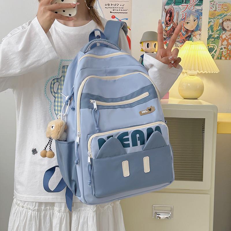 New large-capacity student schoolbag girls junior high school high school contrasting color backpack sweet fashion versatile leisure bag No pendant чорний
New large-capacity student schoolbag girls junior high school high school contrasting color backpack sweet fashion versatile leisure bag No pendant чорний