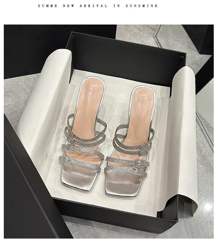 Женские тапочки большого размера со стразами, на тонком каблуке, с ремешком и пряжкой, женские туфли для платья, квадратный носок, летняя мода, Zapatillas De Mujer 43 серебряный
