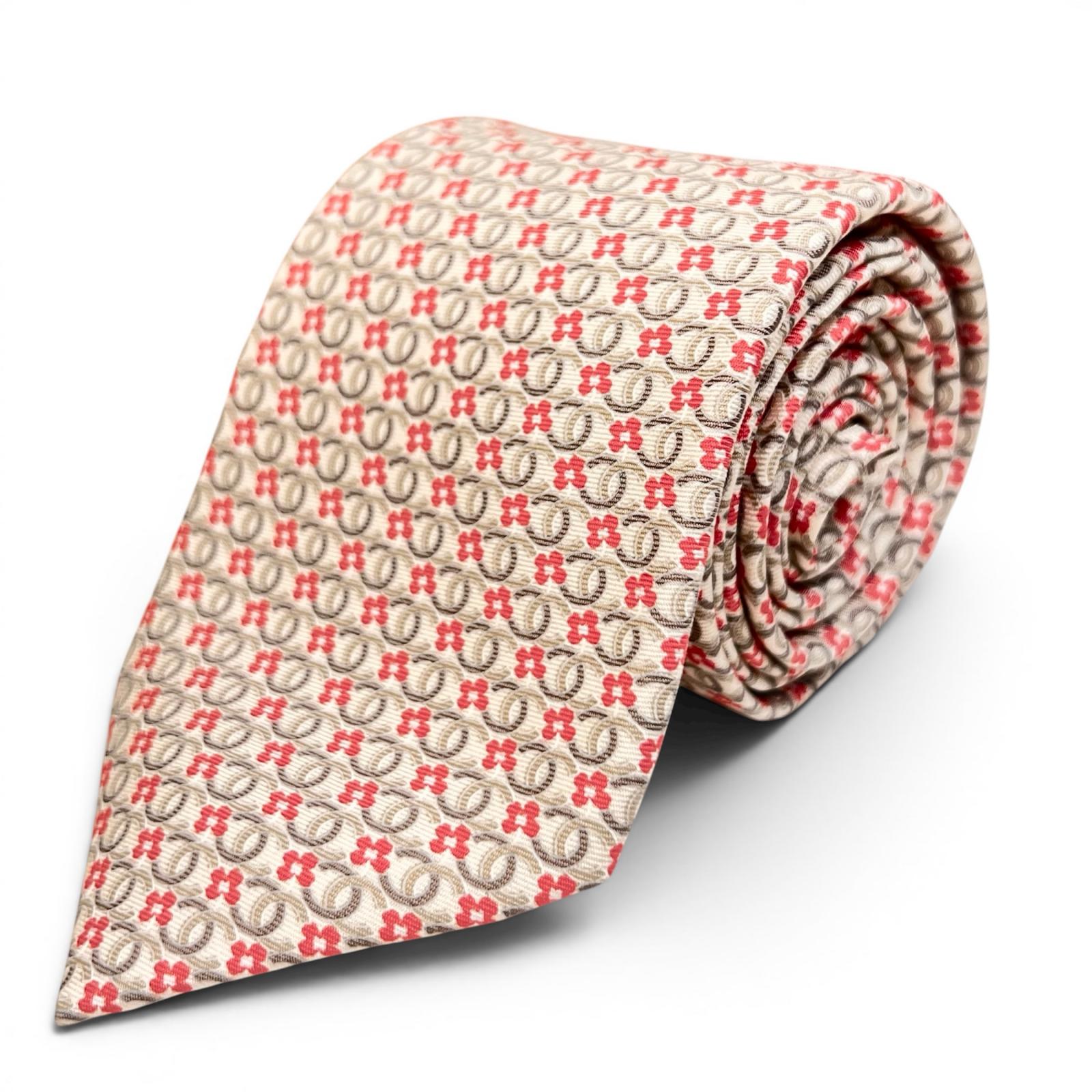 Pristine CHANEL tie COCO Mark Flower motif multicolor silk mens Used
Pristine CHANEL tie COCO Mark Flower motif multicolor silk mens Used