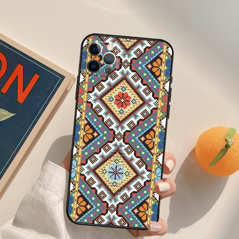 Ukrainian Pattern Funda Case For iPhone 15 14 16 Pro Max 11 12 13 Pro Max Mini XR 16e 16 15 Plus Phone Cover iPhone 16Pro MAX
Ukrainian Pattern Funda Case For iPhone 15 14 16 Pro Max 11 12 13 Pro Max Mini XR 16e 16 15 Plus Phone Cover iPhone 16Pro MAX