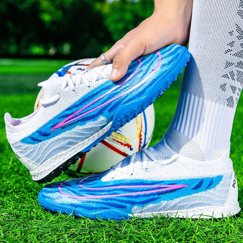 New low-top football shoes men s adult sports AG long TF broken nails student youth game training shoes 35
New low-top football shoes men s adult sports AG long TF broken nails student youth game training shoes 35