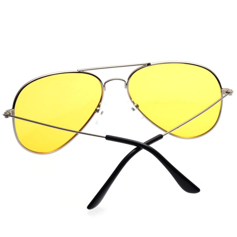 Мода УФ Anti-Glare сплав поляризованные очки ночного видения с прозрачным носом клип Мужское вождение
Мода УФ Anti-Glare сплав поляризованные очки ночного видения с прозрачным носом клип Мужское вождение