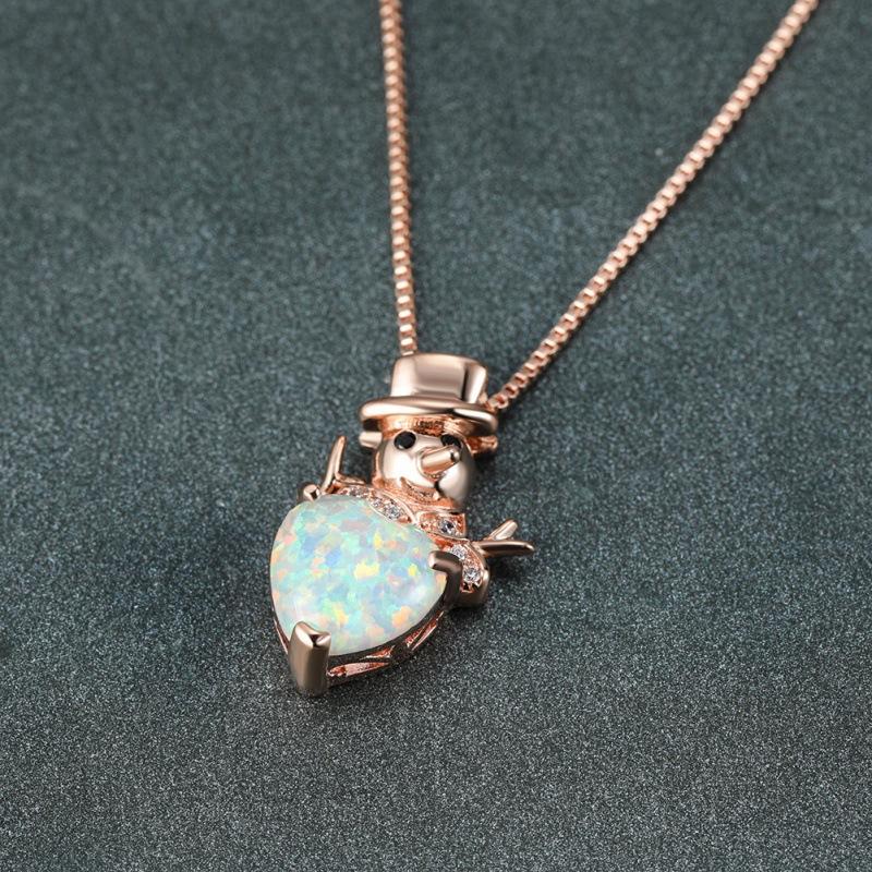European and American jewelry Opal cute snowman necklace simple and exquisite small Halloween gift source
European and American jewelry Opal cute snowman necklace simple and exquisite small Halloween gift source