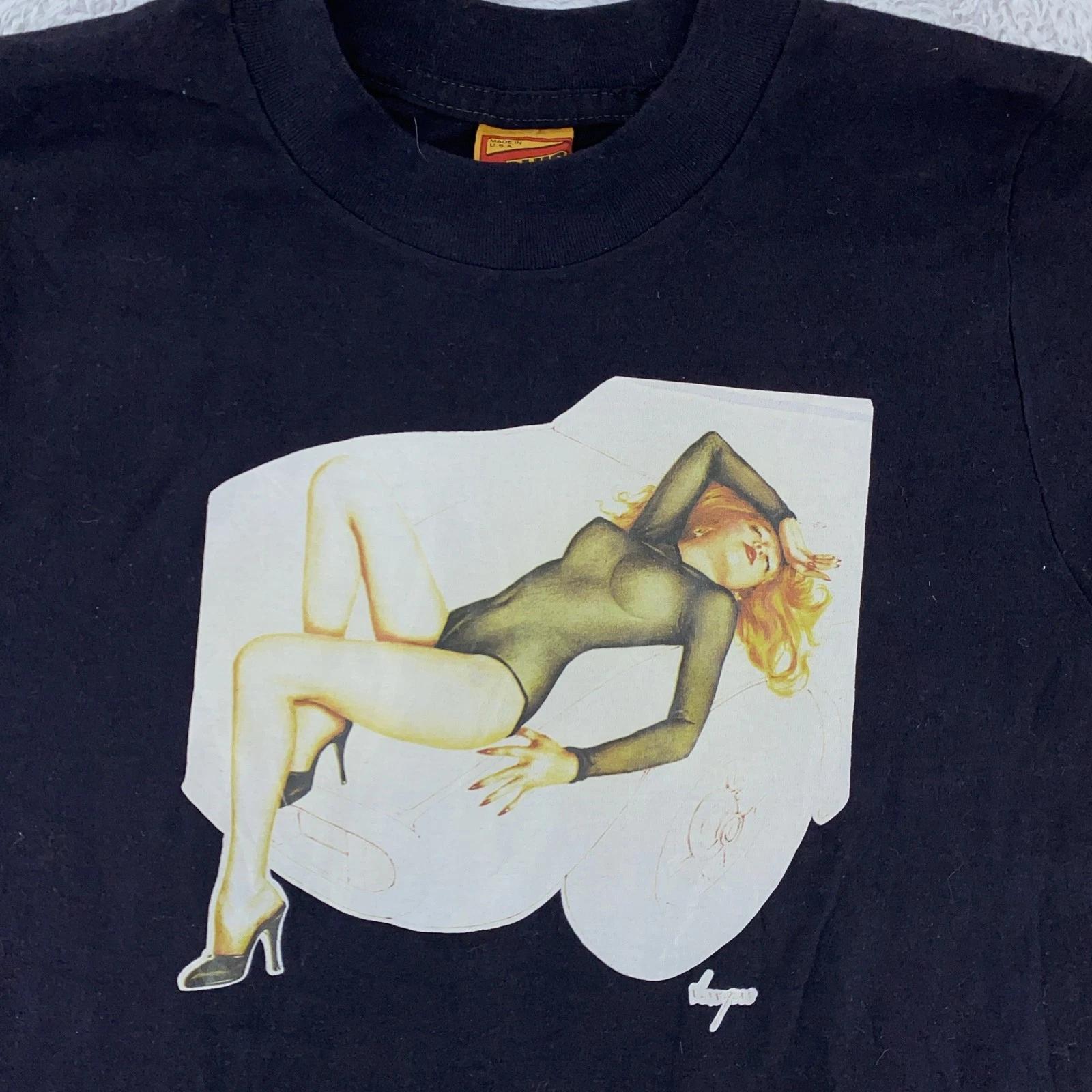Vtg 70s Alberto Vargas Pinup Girl Shirt Mens XXS Car Art Made USA Iron on Tee 2XL
Vtg 70s Alberto Vargas Pinup Girl Shirt Mens XXS Car Art Made USA Iron on Tee 2XL