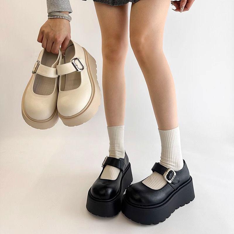 Internet celebrity small thick sole heightening women s shoes 2025 spring and autumn new British style all-inclusive single shoes one pedal loafers 35
Internet celebrity small thick sole heightening women s shoes 2025 spring and autumn new British style all-inclusive single shoes one pedal loafers 35