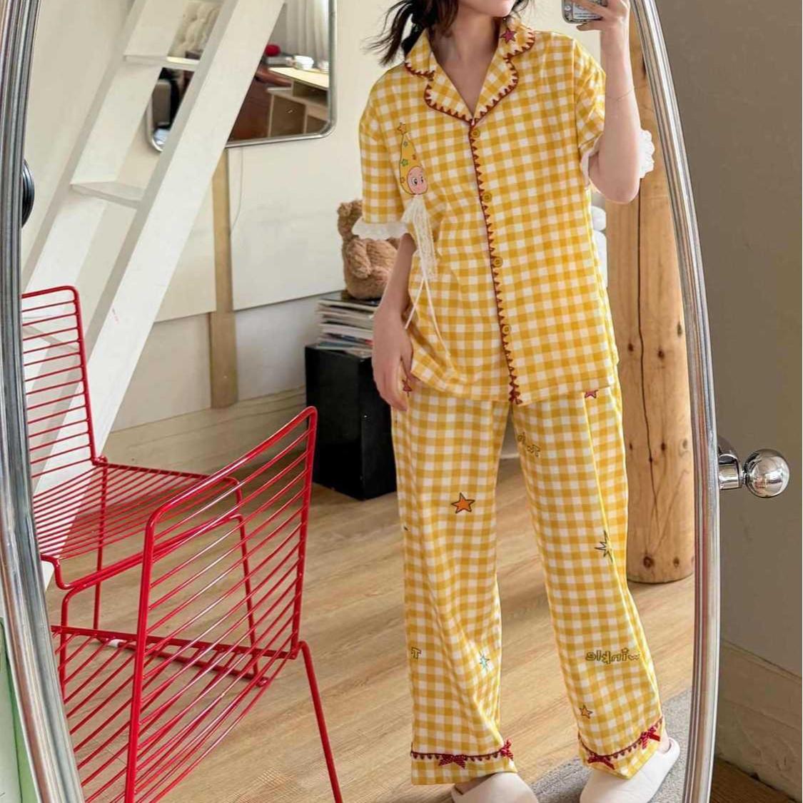 Summer new yellow plaid star pajamas women s short-sleeved trousers lace two-piece girl casual loungewear S
Summer new yellow plaid star pajamas women s short-sleeved trousers lace two-piece girl casual loungewear S