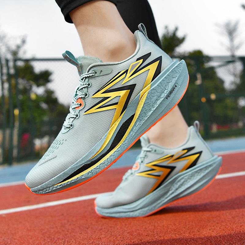 Popular professional men s and women s fashion running shoes Carbon board shock absorption casual sports shoes High rebound professional racing 34
Popular professional men s and women s fashion running shoes Carbon board shock absorption casual sports shoes High rebound professional racing 34