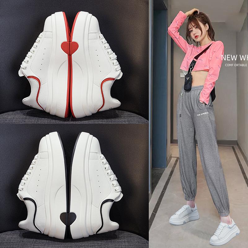 Fashion thick-soled white shoes women s spring new models, personalized design sense increases function, sports and leisure versatile women s shoes 34
Fashion thick-soled white shoes women s spring new models, personalized design sense increases function, sports and leisure versatile women s shoes 34