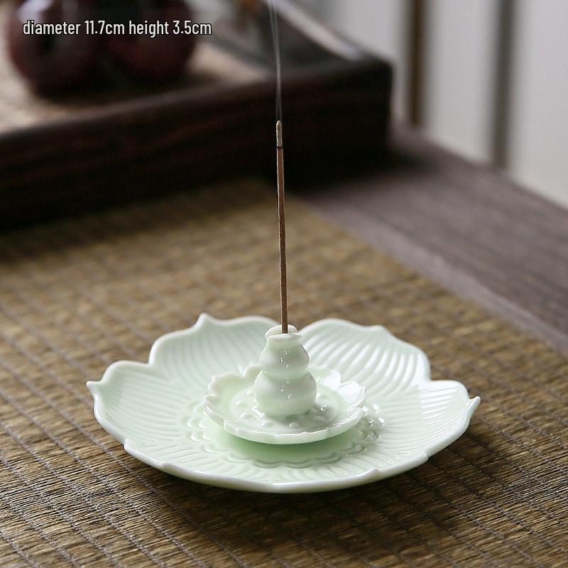 Ceramic Lotus Incense Holder for Sticks, Coils, and Cones - Home & Office Multi-Purpose Burner for Sandalwood and Agarwood Incense.
Ceramic Lotus Incense Holder for Sticks, Coils, and Cones - Home & Office Multi-Purpose Burner for Sandalwood and Agarwood Incense.
