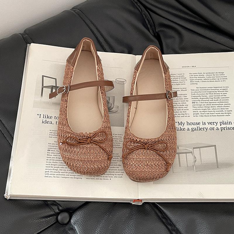 Французская ретро юбка фея стиль туфли Мэри Джейн девочка 2025 летний сезон новая плоская одинарная обувь балетки тренд 35
Французская ретро юбка фея стиль туфли Мэри Джейн девочка 2025 летний сезон новая плоская одинарная обувь балетки тренд 35