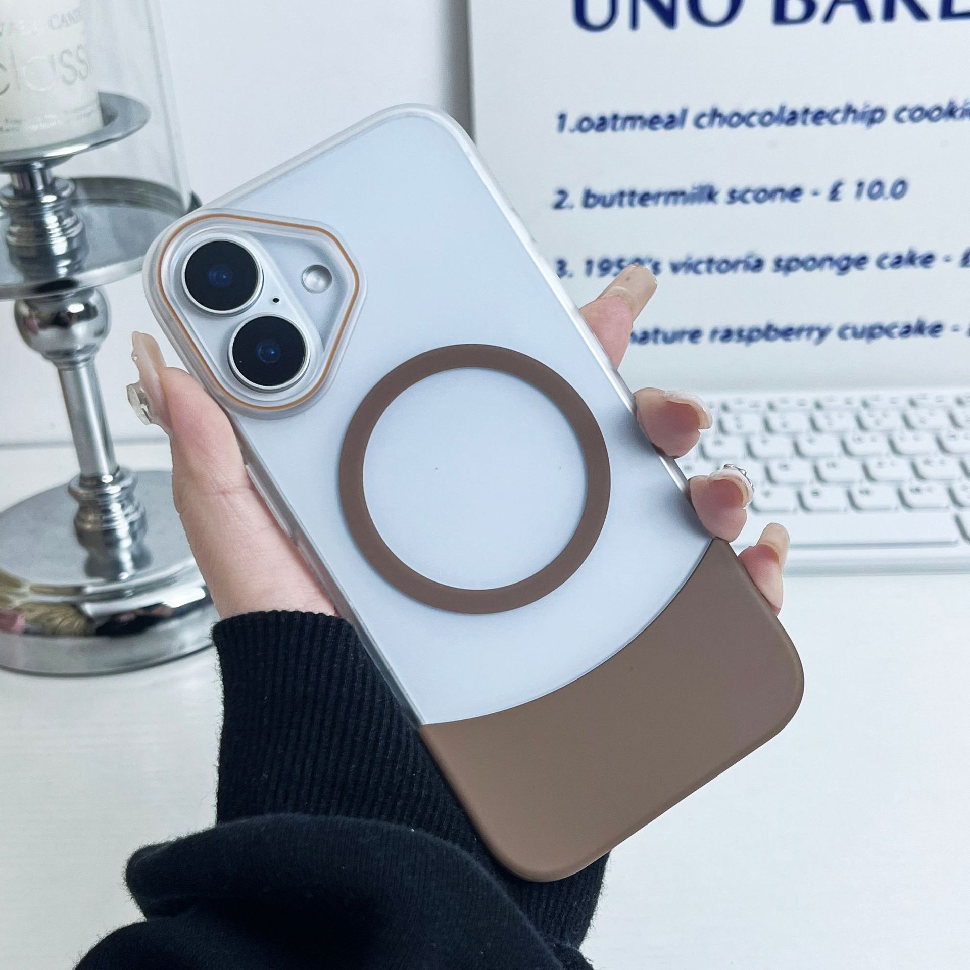 Applicable to iPhone16promax mobile phone case, soft sand and anti-drop Apple 15 ultra-thin skin-feeling fine ring magnetic protective cover iPhone 11
Applicable to iPhone16promax mobile phone case, soft sand and anti-drop Apple 15 ultra-thin skin-feeling fine ring magnetic protective cover iPhone 11