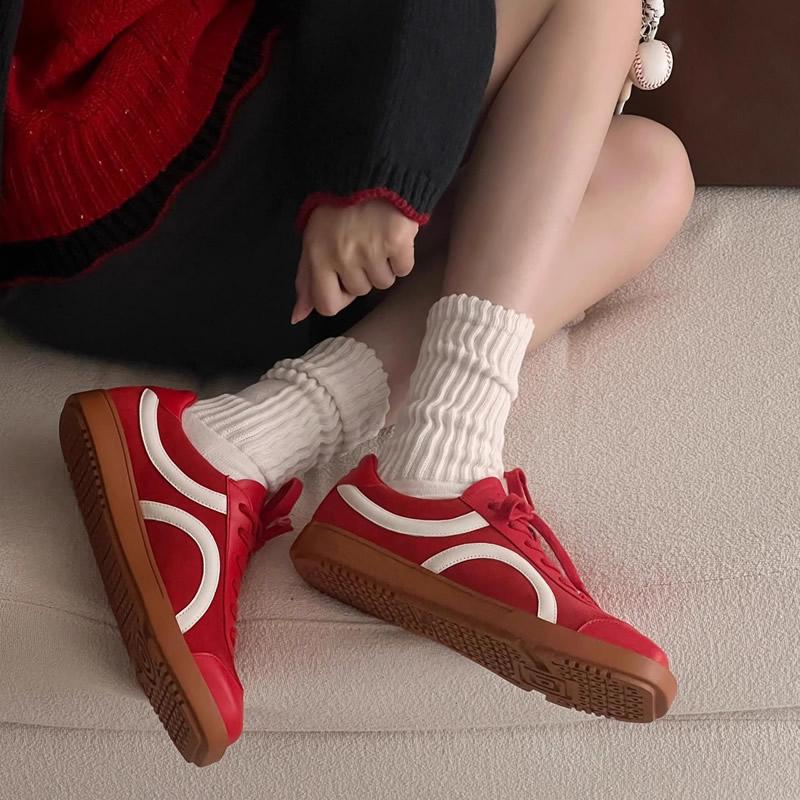 Spring 2025 New Style Lightweight Casual Black Deqin Shoe Flat Bottom Sporty Ladies Sneaker Comfortable Breathable Rubber Sole 40 червоний
Spring 2025 New Style Lightweight Casual Black Deqin Shoe Flat Bottom Sporty Ladies Sneaker Comfortable Breathable Rubber Sole 40 червоний