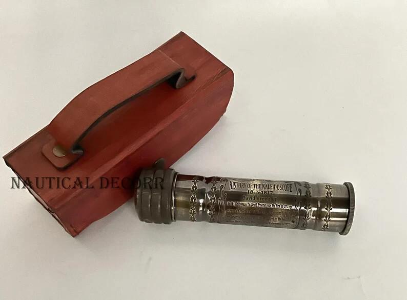 Антикварний латунний калейдоскоп, Морський вінтажний калейдоскоп, Ручний калейдоскоп коричневий
Антикварний латунний калейдоскоп, Морський вінтажний калейдоскоп, Ручний калейдоскоп коричневий