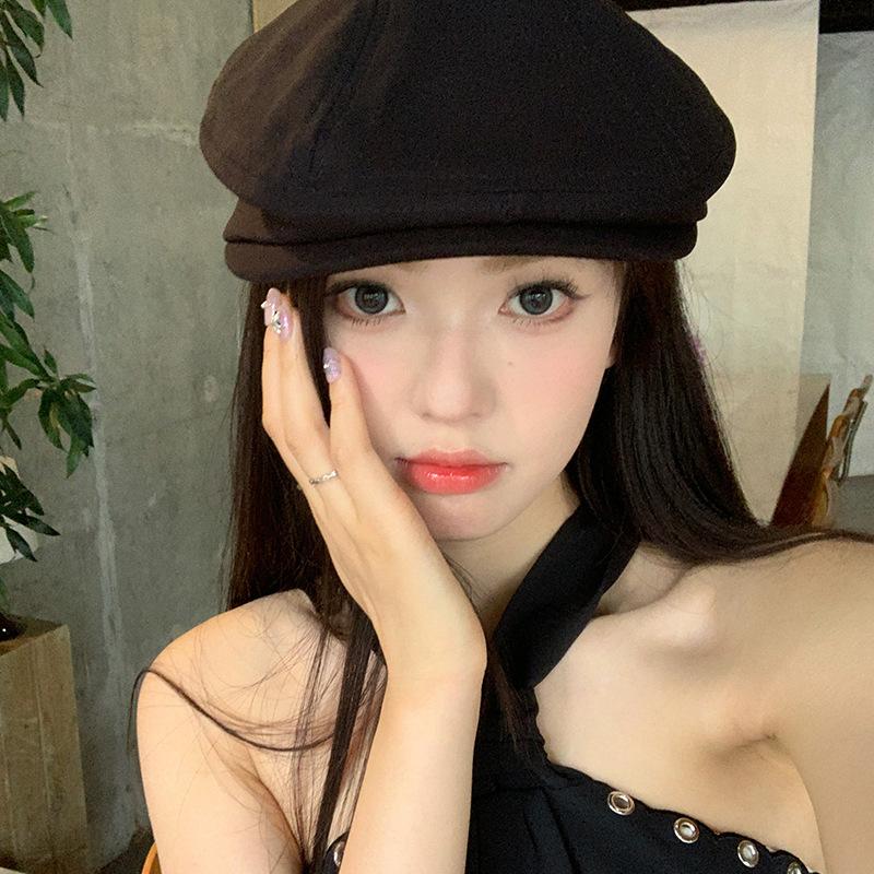 American retro street simple black beret women s summer forward hat breathable cute versatile face hat M(56-58cm) чорний
American retro street simple black beret women s summer forward hat breathable cute versatile face hat M(56-58cm) чорний