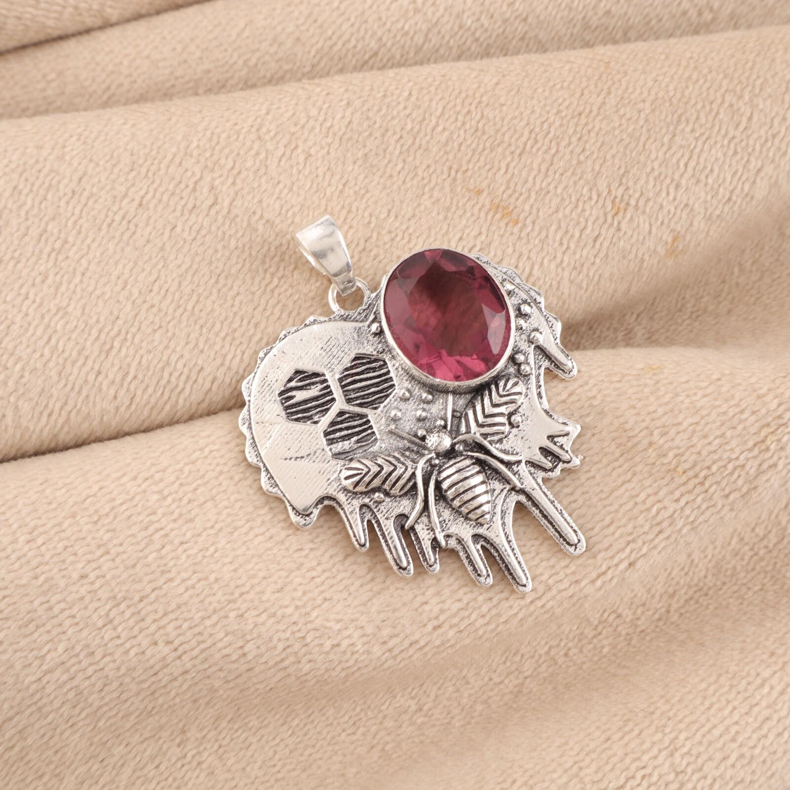 Родолит Драгоценный камень 925 Стерлинговое серебро Ручной работы Свадебная подвеска 1.49 Для подарка CP-28-14
Родолит Драгоценный камень 925 Стерлинговое серебро Ручной работы Свадебная подвеска 1.49 Для подарка CP-28-14