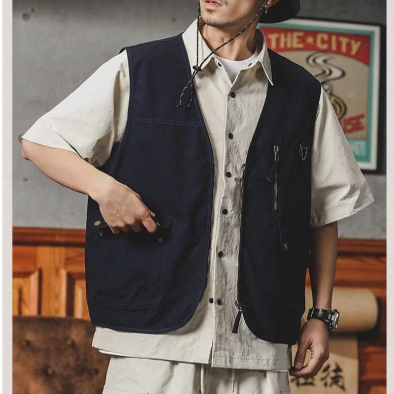 Men s Retro V-Neck Multi-Pocket Vest - Spring/Autumn Workwear Sleeveless Waistcoat M темно-синього кольору
Men s Retro V-Neck Multi-Pocket Vest - Spring/Autumn Workwear Sleeveless Waistcoat M темно-синього кольору
