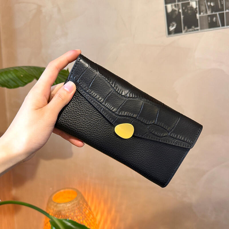 Women s Leather Long Wallet UW_FC_3228 Red
Women s Leather Long Wallet UW_FC_3228 Red