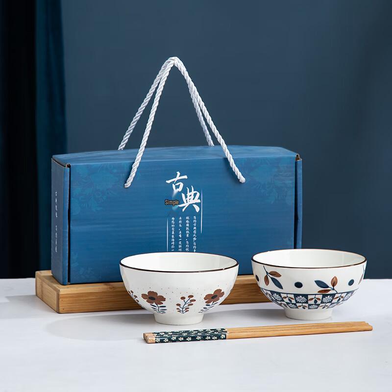Vintage Floral Ceramic Rice Bowl & Chopstick Gift Set
Vintage Floral Ceramic Rice Bowl & Chopstick Gift Set