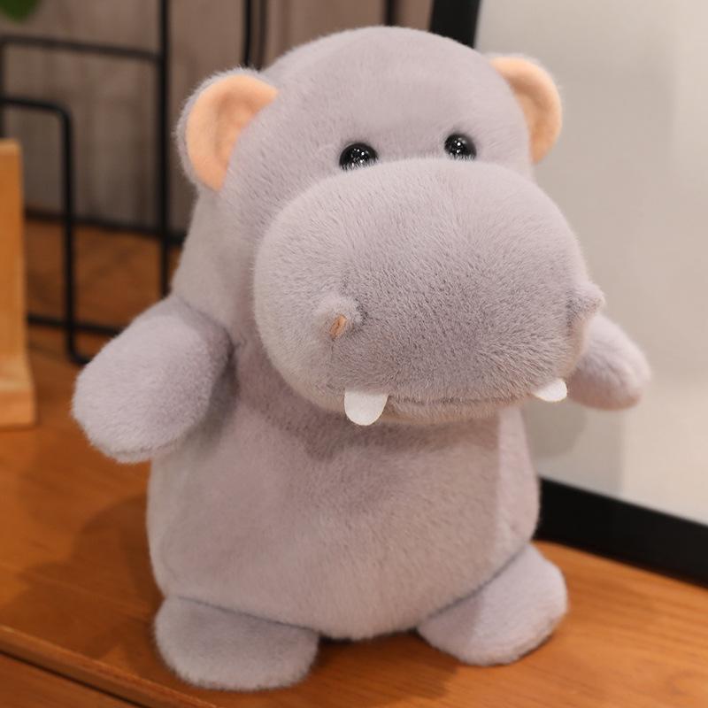 Милая пухленькая кукла-утенок-слоненок, плюшевая игрушка, кукла-бегемот, кукла-динозавр, детский компаньон, успокаивающая тряпичная кукла 28cm(0.2kg)
Милая пухленькая кукла-утенок-слоненок, плюшевая игрушка, кукла-бегемот, кукла-динозавр, детский компаньон, успокаивающая тряпичная кукла 28cm(0.2kg)