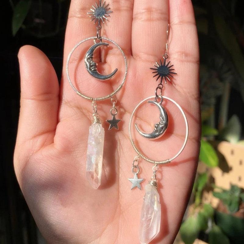Personality Gothic Silver Color Star Moon Sun Irregular White Crystal Column Dangle Earrings for Women Hallowmas Jewelry Gifts
Personality Gothic Silver Color Star Moon Sun Irregular White Crystal Column Dangle Earrings for Women Hallowmas Jewelry Gifts