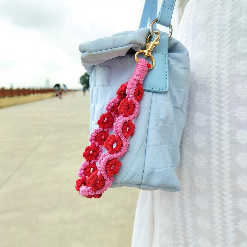 1PC Fashion Retro Style Cellphone Chain Rose Flower Bag Pendant Woven Keychain Wrist Keyring
1PC Fashion Retro Style Cellphone Chain Rose Flower Bag Pendant Woven Keychain Wrist Keyring