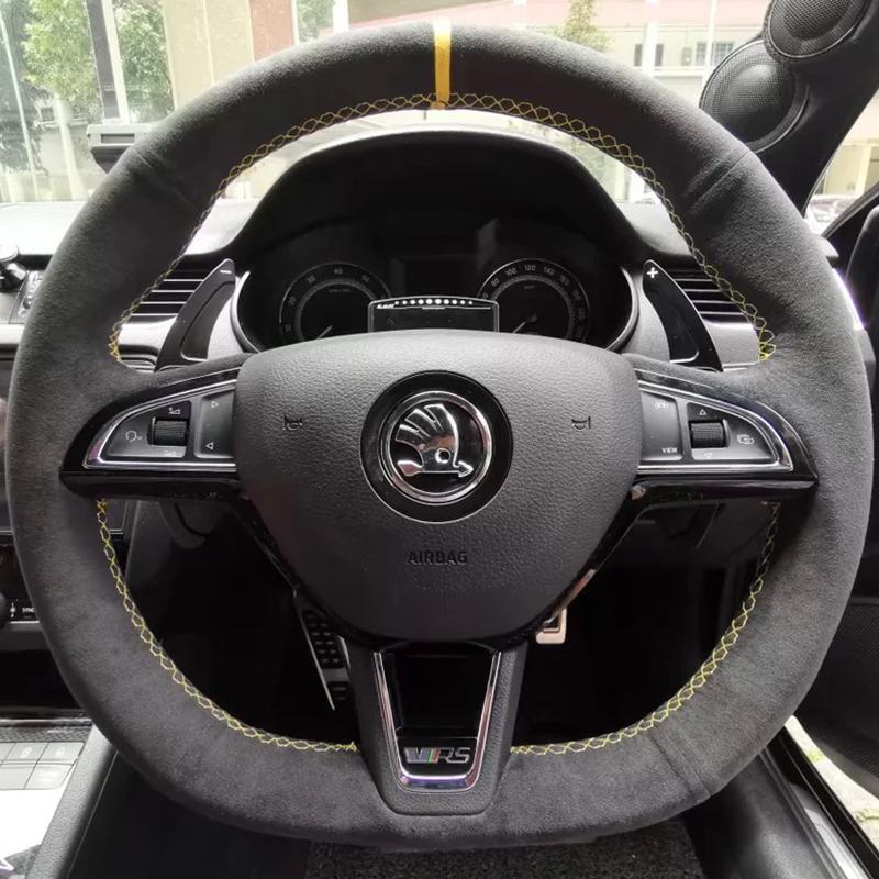Для Skoda Octavia 2015- Fabia Kodiaq Superb Scala Ручна робота Замша Нековзка Покришка на кермо автомобіля 2
Для Skoda Octavia 2015- Fabia Kodiaq Superb Scala Ручна робота Замша Нековзка Покришка на кермо автомобіля 2