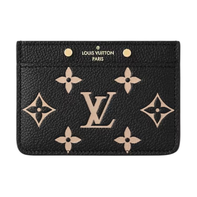 Louis Vuitton Logo Embossed Soft Grain Cowhide Card Holder Women Accessories Black M81022 Gift Set(Basic Set+Box+Shopping Bag)
Louis Vuitton Logo Embossed Soft Grain Cowhide Card Holder Women Accessories Black M81022 Gift Set(Basic Set+Box+Shopping Bag)