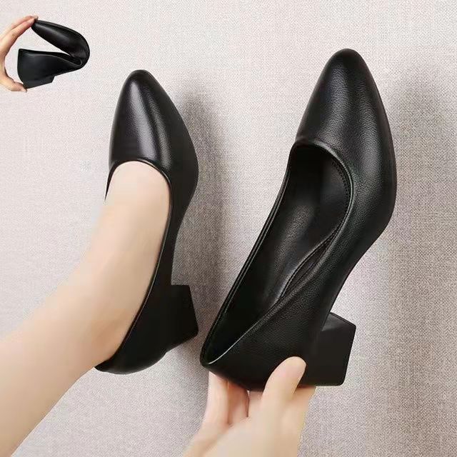 Women s Soft PU Leather Black Shoes Professional Shoes Soft Soled Workwear Single Shoes Non Slip Leather Shoes 40 чорний
Women s Soft PU Leather Black Shoes Professional Shoes Soft Soled Workwear Single Shoes Non Slip Leather Shoes 40 чорний
