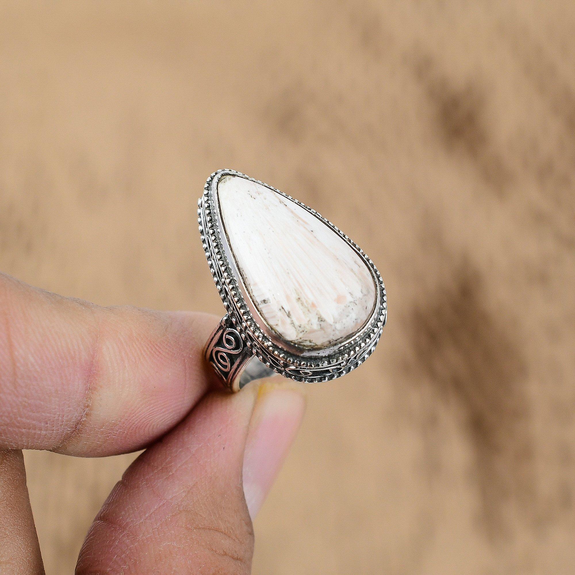Natural Scolecite Gemstone Multi Stone Vintage Ring Size 8.5 925 Sterling Silver No
Natural Scolecite Gemstone Multi Stone Vintage Ring Size 8.5 925 Sterling Silver No