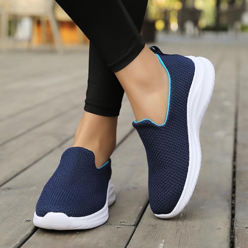 New casual fashion women s shoes breathable fly-woven flat-soled single shoes travel shoes one pedal women s outdoor sports 42
New casual fashion women s shoes breathable fly-woven flat-soled single shoes travel shoes one pedal women s outdoor sports 42