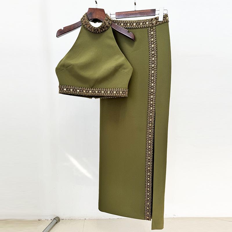 High Street Fashion 2026 Rhinestone Halter Tank & Split Skirt Set Large
High Street Fashion 2026 Rhinestone Halter Tank & Split Skirt Set Large