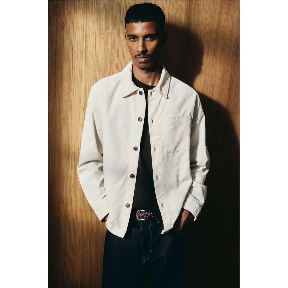 Верхняя рубашка HM Corduroy Regular Fit светло-бежевого цвета L
Верхняя рубашка HM Corduroy Regular Fit светло-бежевого цвета L