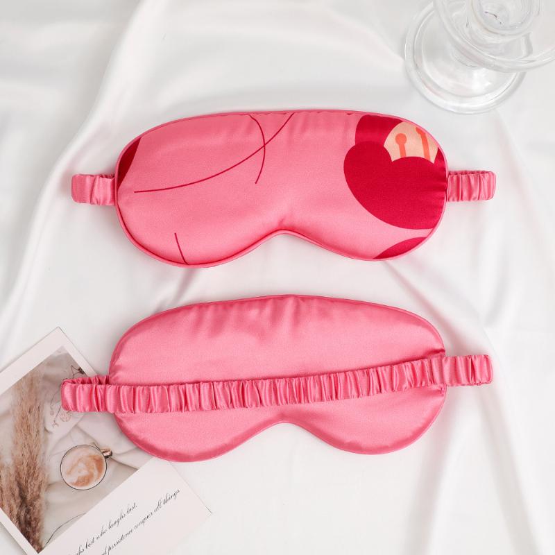 1PCS Ice Silk Sleeping Mask Eyepatch Blocking Light Eye Mask Soft Padded Travel Sleeping Aid For Sleep Patch Slaapmasker
1PCS Ice Silk Sleeping Mask Eyepatch Blocking Light Eye Mask Soft Padded Travel Sleeping Aid For Sleep Patch Slaapmasker