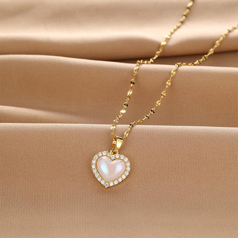Love Necklace Women S Simple Versatile Fresh And Sweet Pearl Heart Pendant Clavicle Chain
Love Necklace Women S Simple Versatile Fresh And Sweet Pearl Heart Pendant Clavicle Chain