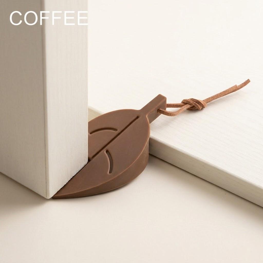 Home Door Wedge Safety Finger Protector Stopper for Baby Childproofing Home Office Garden Use кофейный
Home Door Wedge Safety Finger Protector Stopper for Baby Childproofing Home Office Garden Use кофейный