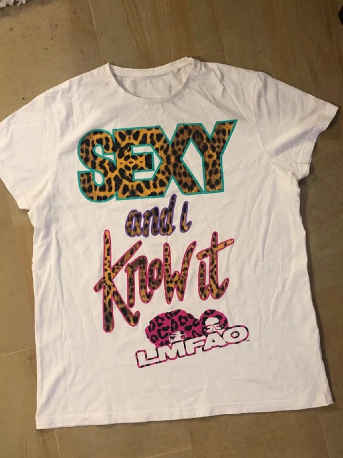 LMFAO SEXY AND I KNOW IT Men Women T Shirt Mens Womens Tees Top Full Size S-4XL 3XL
LMFAO SEXY AND I KNOW IT Men Women T Shirt Mens Womens Tees Top Full Size S-4XL 3XL