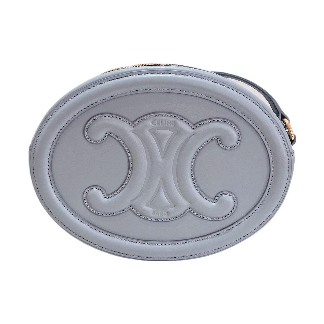 Celine Cuir Triomphe Adjustable Shoulder Strap Oval Zipper Smooth Cowhide Mooncake Bag Women Shoulder Bag Light-Blue 198603DXC-07IC Basic Set (Bag+Dust Bag)
Celine Cuir Triomphe Adjustable Shoulder Strap Oval Zipper Smooth Cowhide Mooncake Bag Women Shoulder Bag Light-Blue 198603DXC-07IC Basic Set (Bag+Dust Bag)