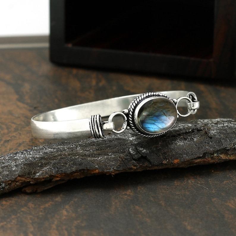 Браслет из лабрадорита, серебряный браслет из лабрадорита, браслет из драгоценного камня, браслет из лабрадорита ручной работы, подарок на годовщину, браслет из стерлингового серебра 925 пробы
Браслет из лабрадорита, серебряный браслет из лабрадорита, браслет из драгоценного камня, браслет из лабрадорита ручной работы, подарок на годовщину, браслет из стерлингового серебра 925 пробы