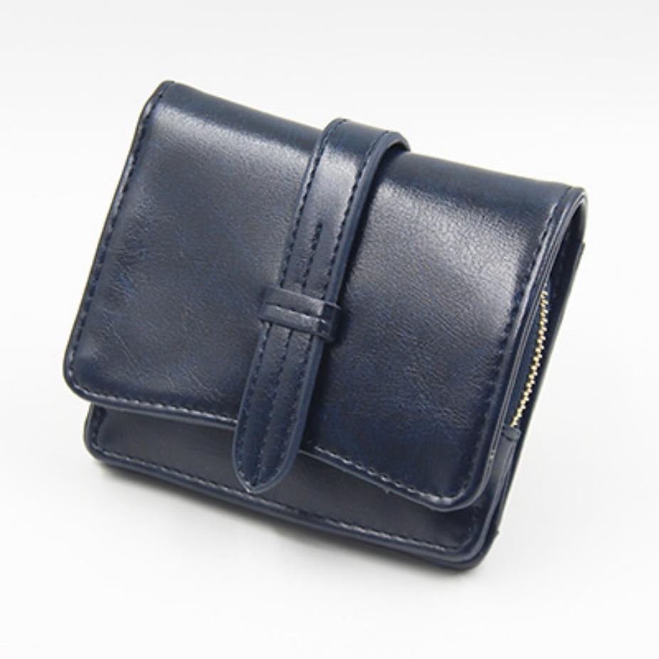 Женский кошелек короткий ретро кожа с масляной восковой пропиткой затягивающийся шнур пряжка женский маленький кошелек
Женский кошелек короткий ретро кожа с масляной восковой пропиткой затягивающийся шнур пряжка женский маленький кошелек