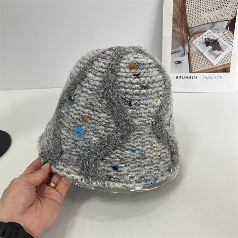 Niche design mixed color knitted basin hat women s autumn and winter to see the personality of the face small bucket hat warm lampshade hat M(56-58cm) серый
Niche design mixed color knitted basin hat women s autumn and winter to see the personality of the face small bucket hat warm lampshade hat M(56-58cm) серый