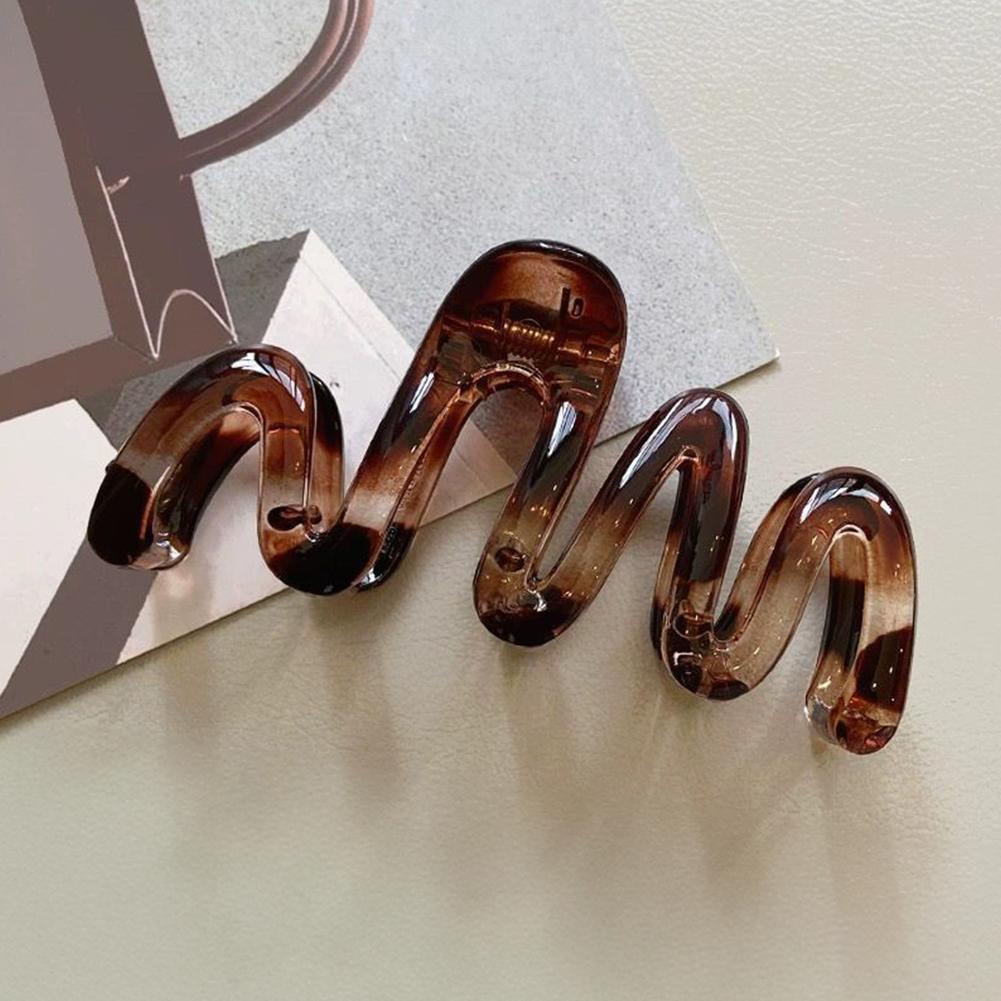 Простая нишевая криволинейная форма заколка для волос коготь заколка однотонный прочный головной убор заколка для волос аксессуар для волос для женщин 02
Простая нишевая криволинейная форма заколка для волос коготь заколка однотонный прочный головной убор заколка для волос аксессуар для волос для женщин 02