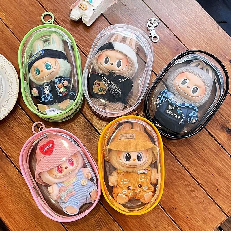 Transparent Protector Case Organizer Box for 15-17cm Labubu Dolls Outdoor Display Bag with Keychain Doll Accessories no doll
Transparent Protector Case Organizer Box for 15-17cm Labubu Dolls Outdoor Display Bag with Keychain Doll Accessories no doll