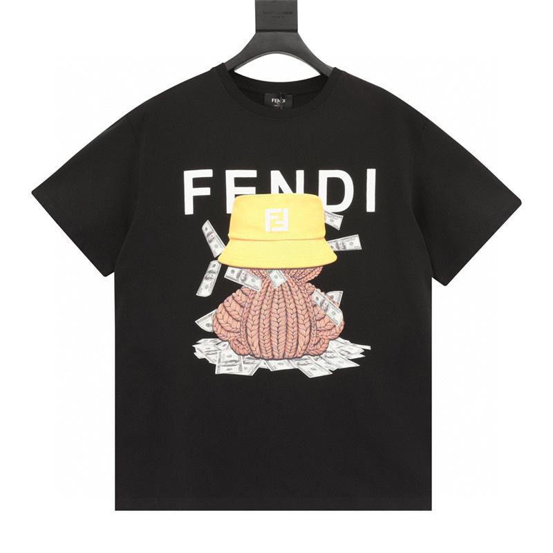 T-shirt with print M
T-shirt with print M