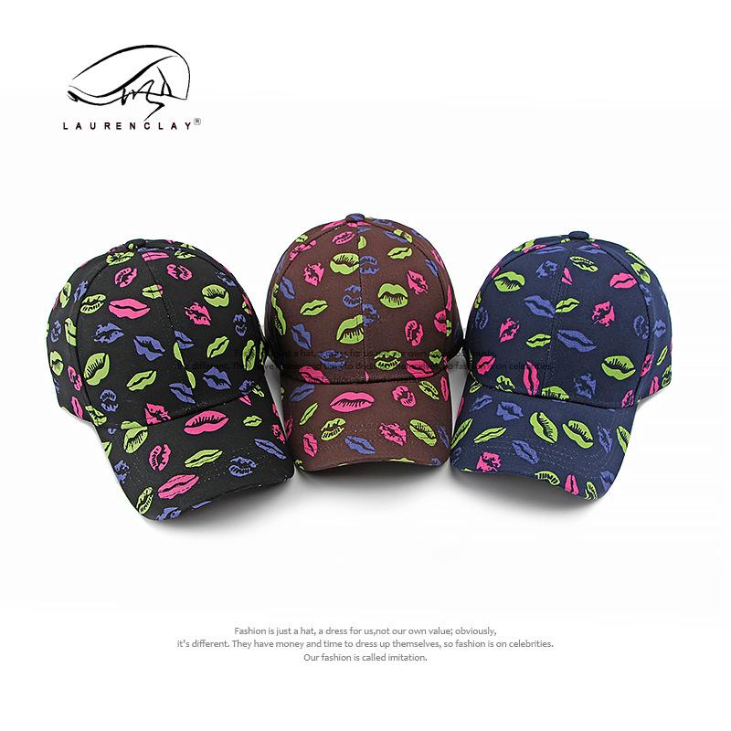 Капелюх Жіночий Модний Принт Особистості Принт Губ Бейсболка Жіночий Капелюх з Жорстким Верхом Для Подорожей На Відкритому Повітрі Захист від Сонця Adjustable темно-коричневого кольору
Капелюх Жіночий Модний Принт Особистості Принт Губ Бейсболка Жіночий Капелюх з Жорстким Верхом Для Подорожей На Відкритому Повітрі Захист від Сонця Adjustable темно-коричневого кольору