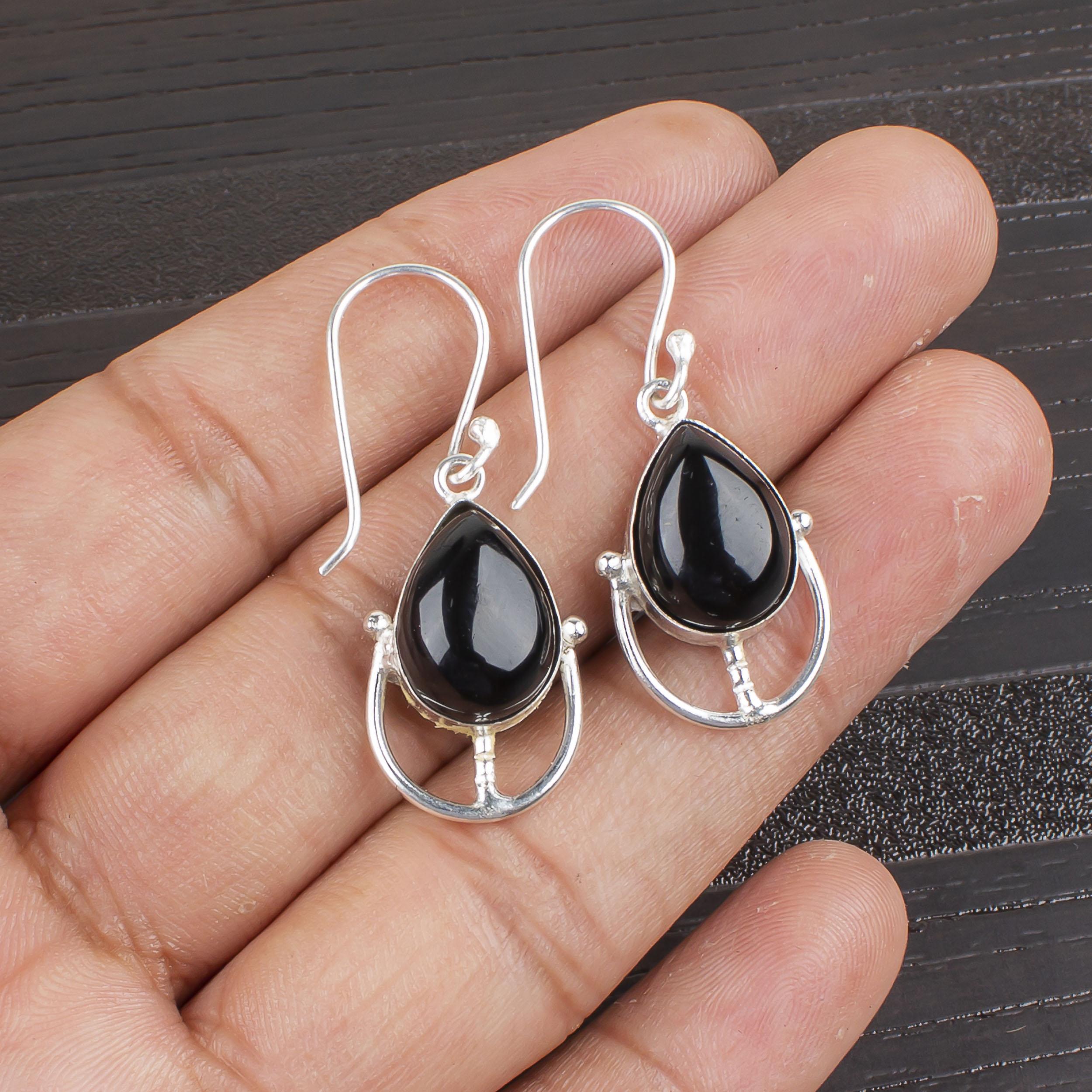 Black Onyx Cab 925 Solid Sterling Silver Earrings, Handmade Gemstone Earrings Jewelry, Gifts For Wife Brand New Earrings 1.60 Inches чорний
Black Onyx Cab 925 Solid Sterling Silver Earrings, Handmade Gemstone Earrings Jewelry, Gifts For Wife Brand New Earrings 1.60 Inches чорний