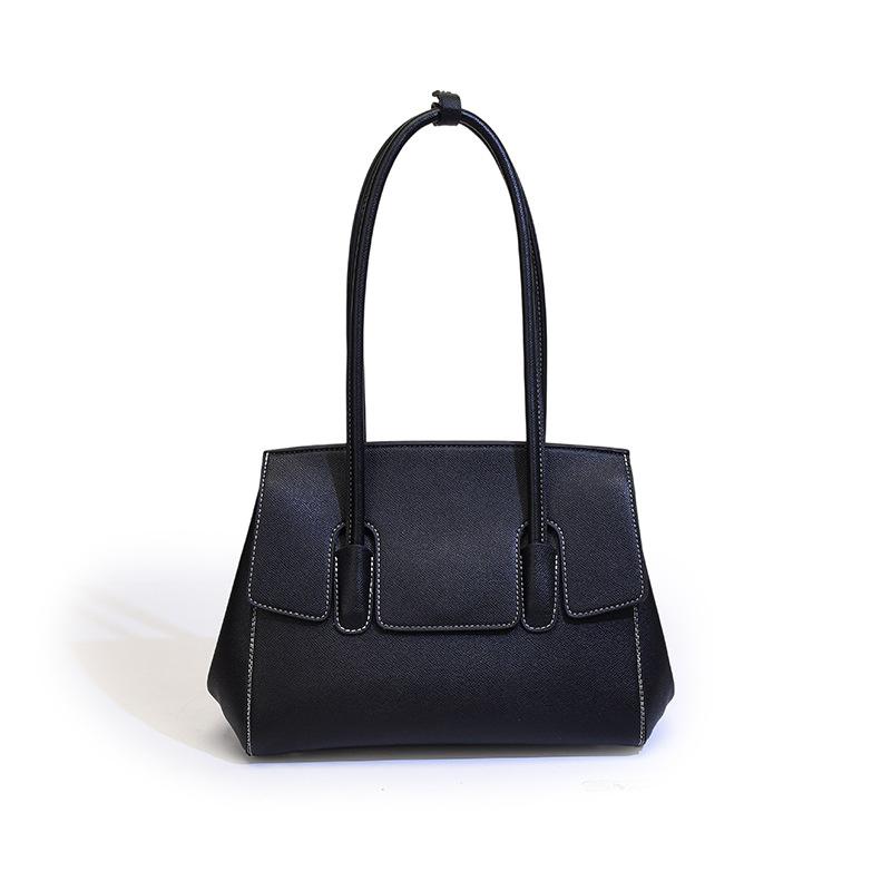 Cross Border Large Capacity Delicate Shoulder Bag, Chic Vertical Tote Handbag, Versatile Commuter Underarm Purse KTB чорний
Cross Border Large Capacity Delicate Shoulder Bag, Chic Vertical Tote Handbag, Versatile Commuter Underarm Purse KTB чорний